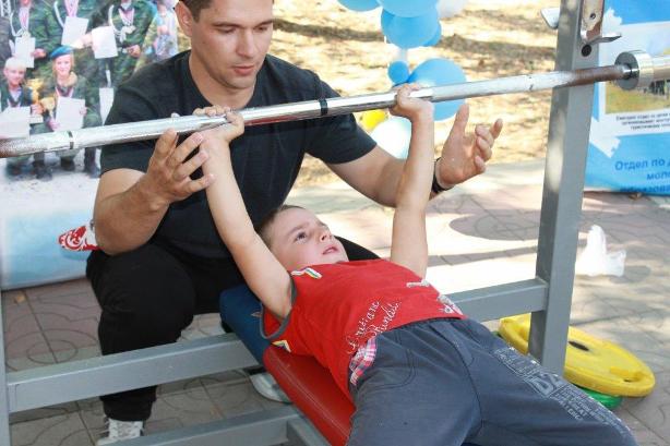 турнир по силовым видам спорта 